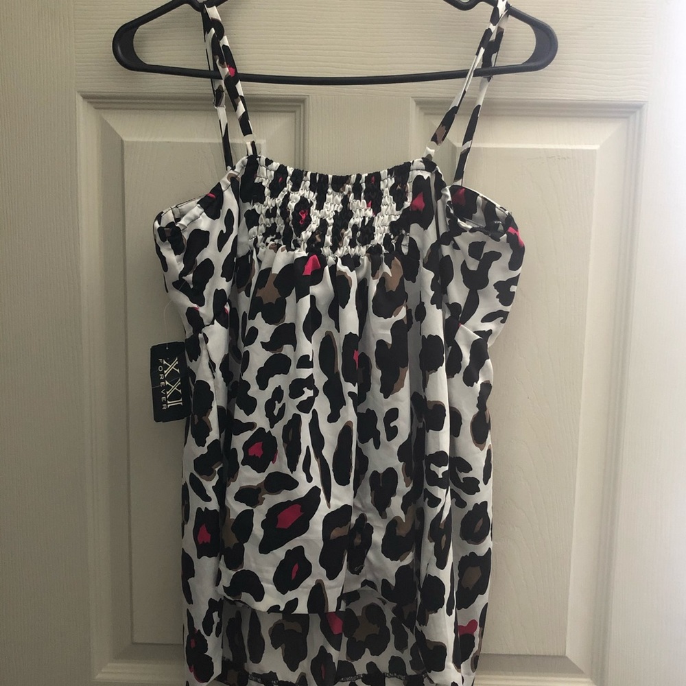 Cheetah Print Top - Picture 4 of 4